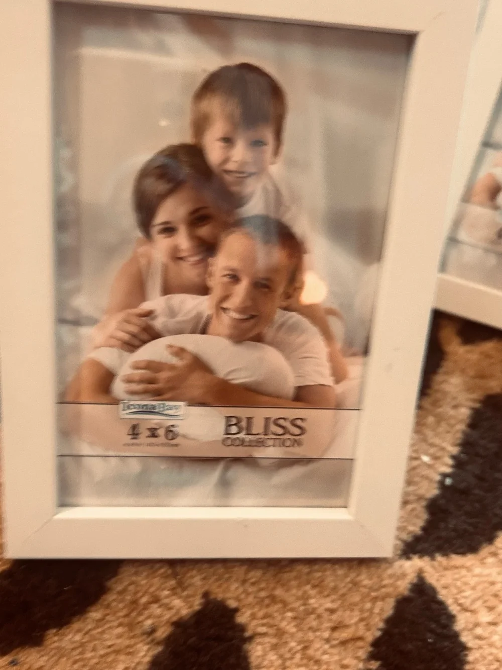 Bliss White Photo Frame Set - 5 4x6 Frames & 5 5x7 frames total of 10